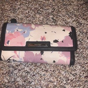 Nine West wallet